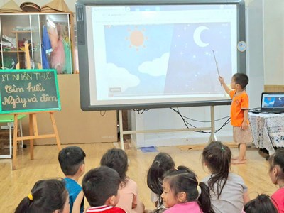 PTNT: Tìm hiểu ngày và đêm - Lớp 4-5 tuổi (1)