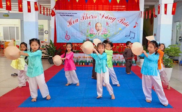 Lễ hội   Bé mừng sinh nhật Bác   Kỷ niệm 135 năm ngày sinh Chủ tịch Hồ Chí Minh (19/5/1890 - 19/5/2025) - Phân hiệu 2