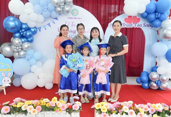 Lễ tri ân và trưởng thành của các bé 5 tuổi niên khóa 2024 - 2025.