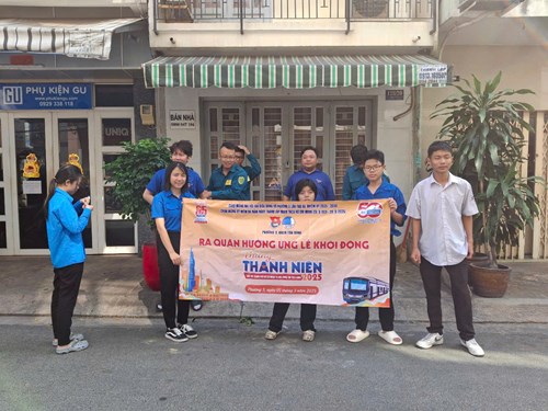 Chi đoàn Mầm non 3 tham gia Lễ khởi động Tháng thanh niên năm 2025