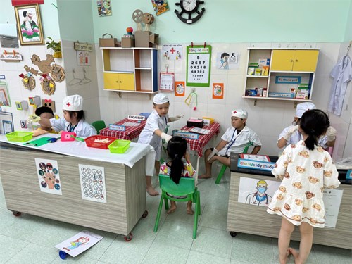 Giờ vui chơi của bé