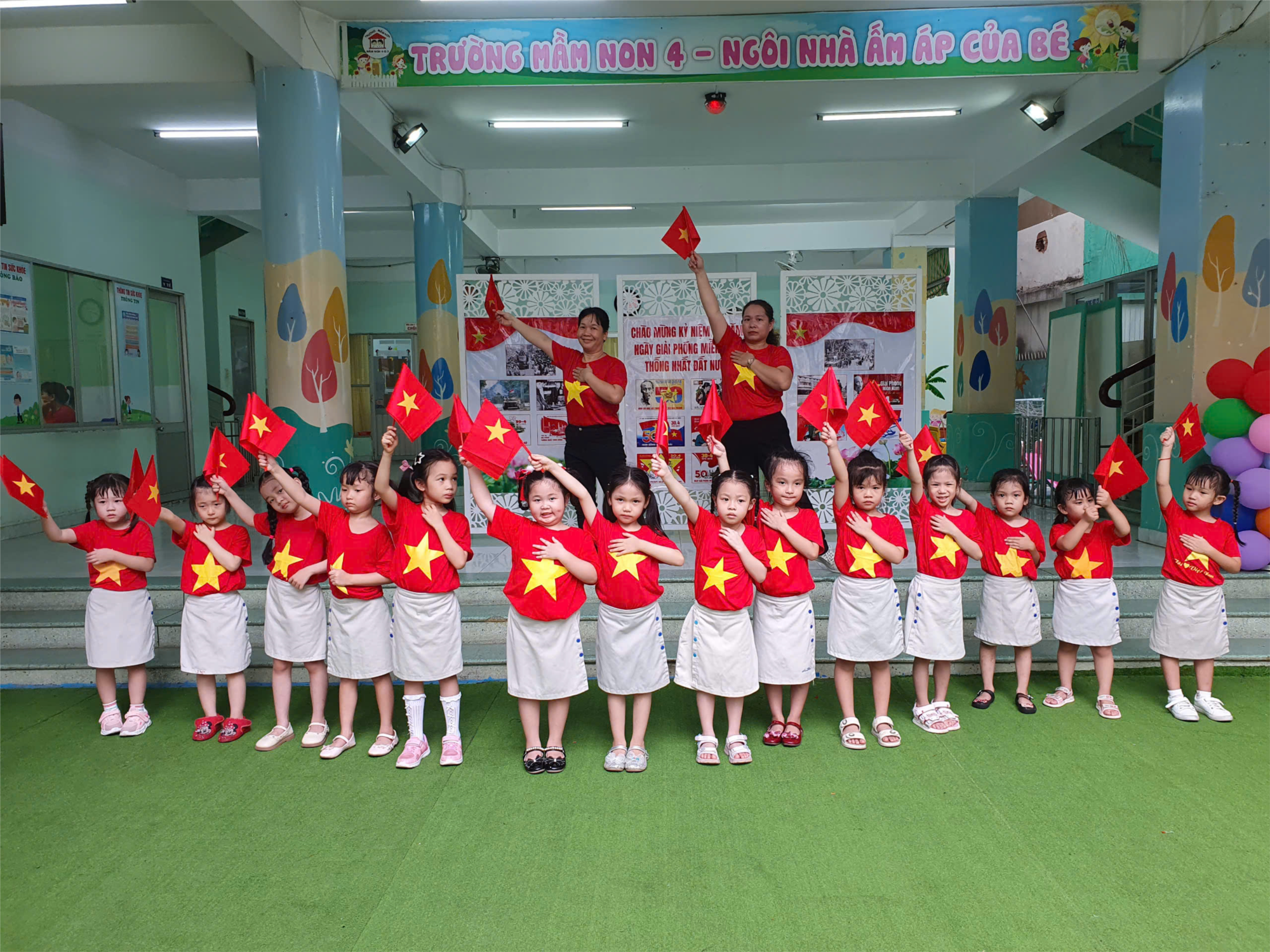 Bài đồng diễn với lòng tự hào dân tộc
