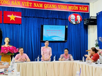 <a href="/tin-tuc-su-kien/hop-tong-ket-ban-dai-dien-cmhs-tong-ket-nam-hoc-2024-2025/ctfull/28632/760154">Họp tổng kết Ban đại diện CMHS tổng kết năm<span class=bacham>...</span></a>