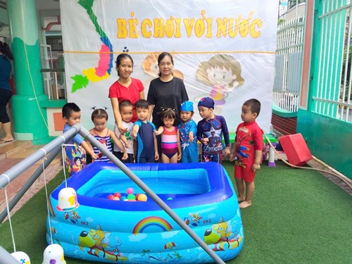 Các bé lớp MẦM 2
