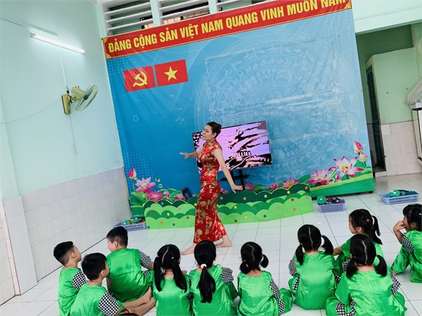 Chuyên đề “Tổ chức hoạt động giáo dục âm nhạc cho trẻ theo tiếp cận đa văn hóa trong trường mầm non”