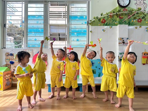 Tạo hình:  Con chuồn chuồn 