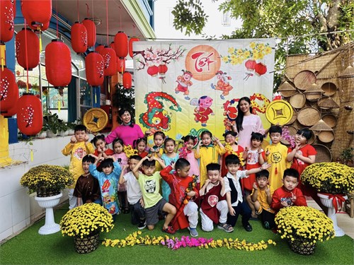🌼🌼🌼Một số hình ảnh sinh động của các bé lớp Lá 2 với sự kiện Mừng Xuân Ất Tỵ năm 2025🌸🌸🌸