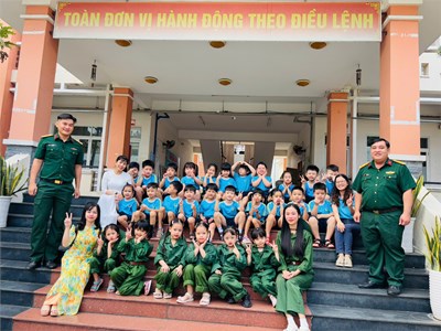 🌺 🌺 🌺 Kỷ niệm về lớp Lá 2 - Một ngày của bé
