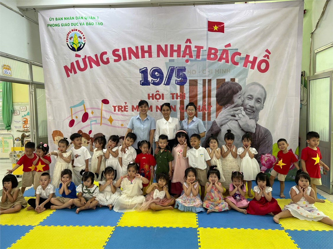 Mầm 1 chúc mừng sinh nhật bác hồ 19/5