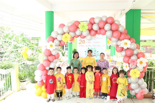 Triển lãm  Hành trình 29 năm gieo mầm tương lai .
