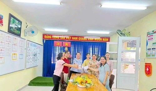 💝♥️💝Thực hiện Kế hoạch số 139-KH/TU ngày 21/6/2022 của Ban Thường vụ Thành uỷ về quy hoạch nguồn nhân sự cán bộ lãnh đạo, quản lý nhiệm kỳ 2025 - 2030 và rà soát bổ sung quy hoạch nhiệm kỳ 2020-2025. 
🌷Ngày 03/ 03/ 2025 Trường Mầm non An Bình phấn khởi và đầy trách nhiệm khi tổ chức bỏ phiếu quy hoạch nguồn nhân sự lãnh đạo, quản lý nhiệm kỳ 2025-2030. 
🍀🍀🍀Đây là bước quan trọng để xây dựng đội ngũ vững mạnh, đáp ứng yêu cầu phát triển của nhà trường trong giai đoạn mới. Với tinh thần đoàn kết, dân chủ và minh bạch, tập thể nhà trường tin tưởng vào sự lựa chọn sáng suốt, góp phần nâng cao chất lượng giáo dục và chăm sóc trẻ.
