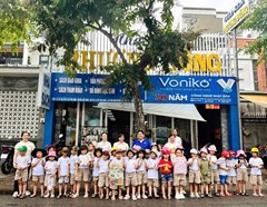 Hoạt động trải nghiệm Tham quan nhà sách