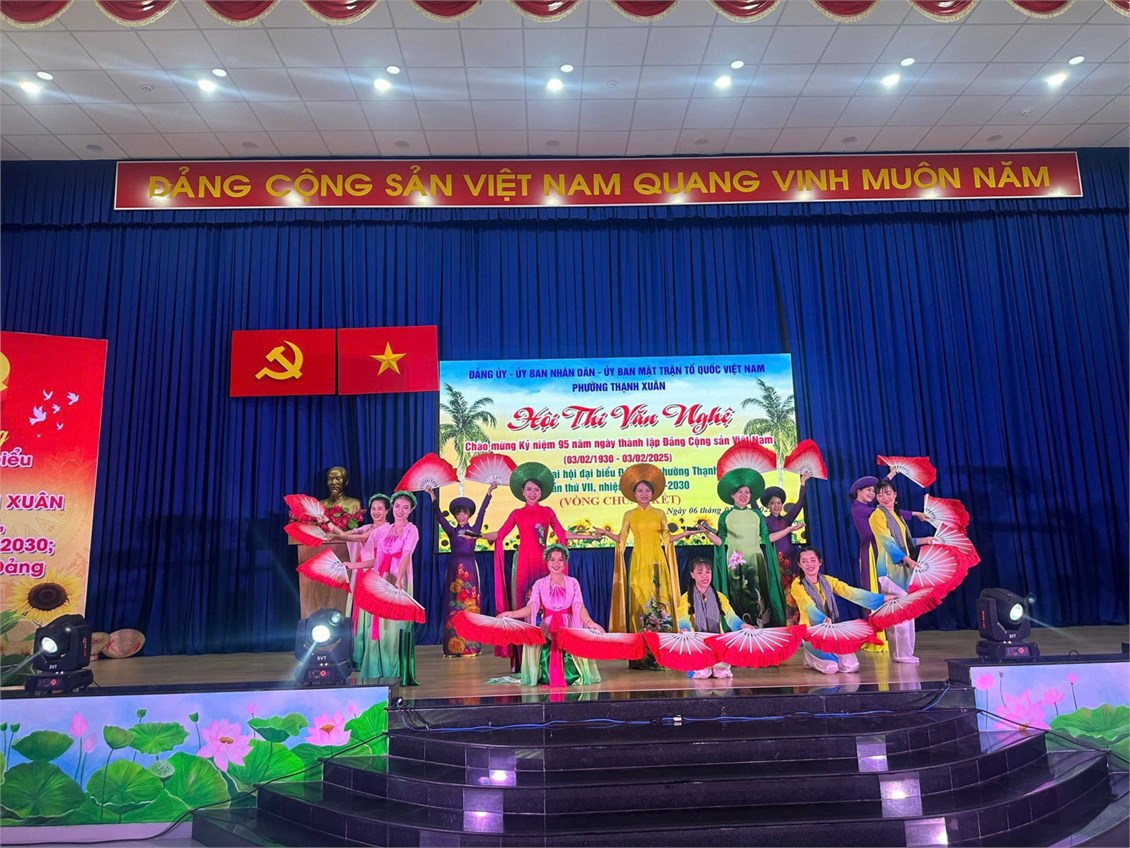 Tham dự Hội thi văn nghệ với chủ đề  Phường Thạnh Xuân _ Vững niềm tin theo Bác 
