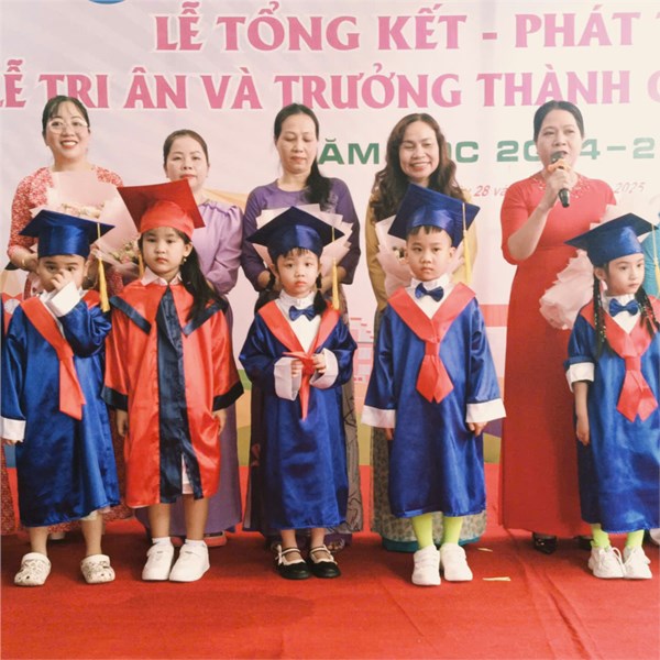 Trường mầm non hoa hồng tổ chức lễ tri ân và trưởng thành cho trẻ 5-6 tuổi