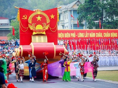 Vươn  bước vào kỷ nguyên mới dưới sự lãnh đạo của đảng (p1)