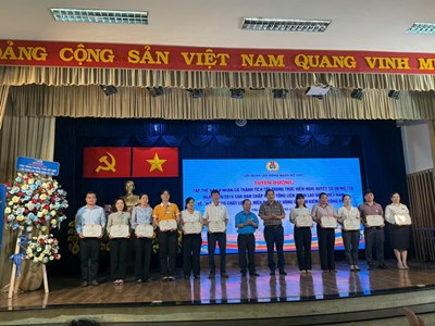 Hội nghị tổng kết 10 năm thực hiện nghị quyết số 06b/NQ-TLĐ ngày 3/8/2015 của ban chấp hành tổng liên đoàn lao động Việt Nam về nâng cao chất lượng, hiệu quả hoạt động ủy ban kiểm tra công đoàn.
Tổng kết công tác tác chăm lo tết Nguyên Đán Ất Tỵ năm 2025.