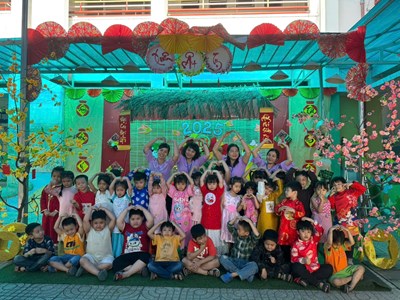 Vui hội  Bé vui xuân 