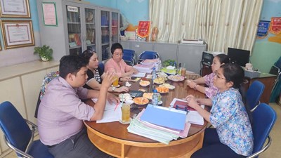 Trường Mầm non Hoa Hồng đón đoàn kiểm tra quyết toán thu - chi tài chính năm 2024