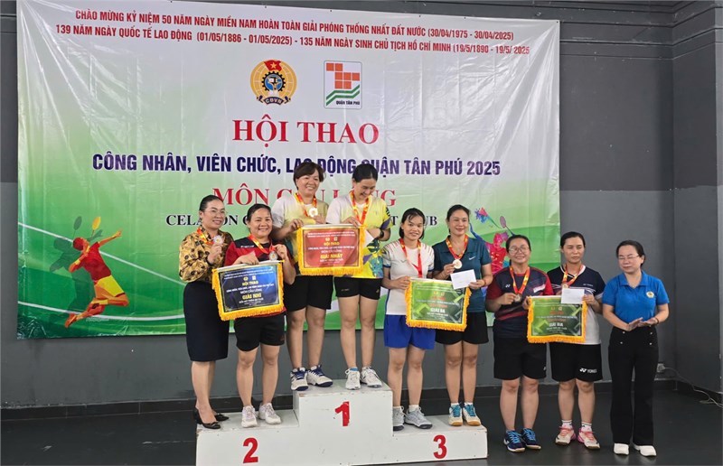 Trường Mầm non Hoa Hồng đạt giải Ba🥉bộ môn cầu lông đôi nữ 🏸