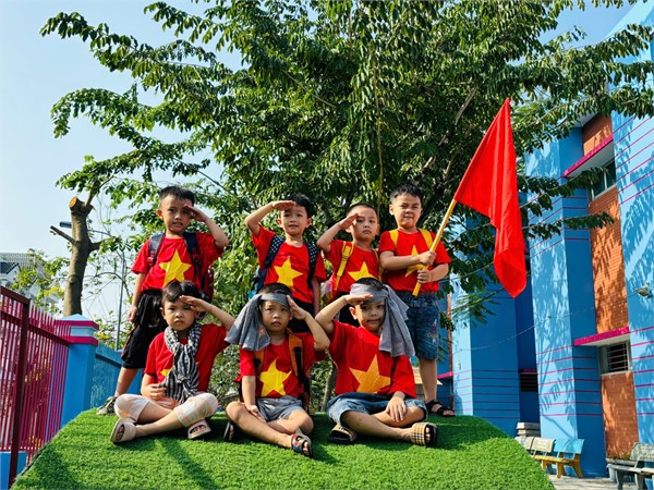 Ngày hội  bé yêu chú bộ đội 