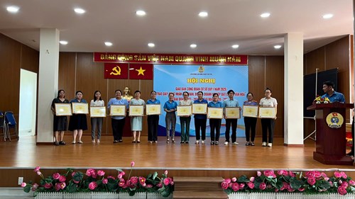 CĐCS Trường MN Hoa Lan đạt  Đơn vị đạt chuẩn văn hóa  giai đoạn 2020-2024