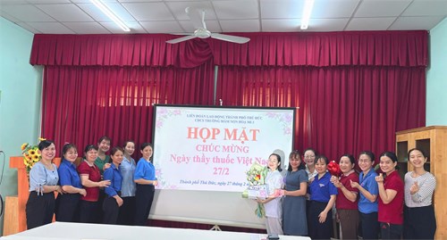 Chào mừng kỷ niệm 70 năm ngày thầy thuốc việt nam 27/2