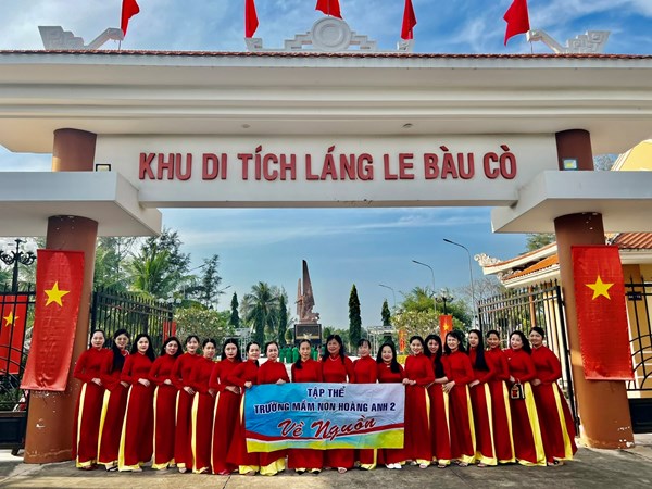 Ngày 04 tháng 01 năm 2025, tập thể trường Mầm non Hoàng Anh 2 về nguồn tại Khu di tích Láng Le Bàu Cò và Khu truyền thống cách mạng Cuộc tổng tiến công và nổi dậy Xuân Mậu Thân năm 1968