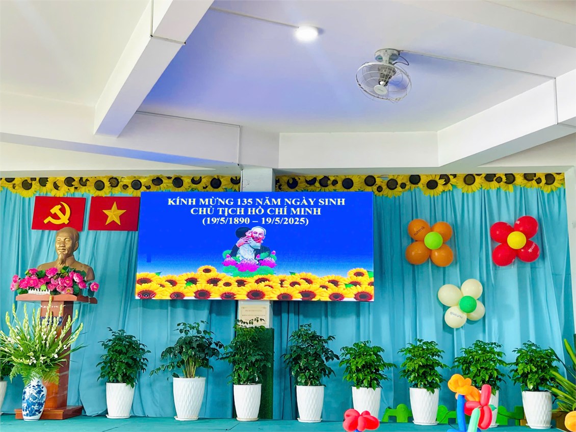 Kỷ niệm 135 năm ngày sinh Chủ Tịch Hồ Chí Minh (19/5/1890 - 19/5/2025)