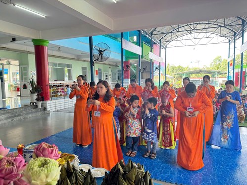 Trường Mầm non Hoa Sen 2 đã tổ chức ngày lễ Giỗ Tổ Hùng Vương
