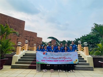 Sinh hoạt chi đoàn chủ điểm tháng 03