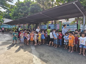 Trường Mầm non Hồng Yến tổ chức diễn tập phòng cháy chữa cháy.