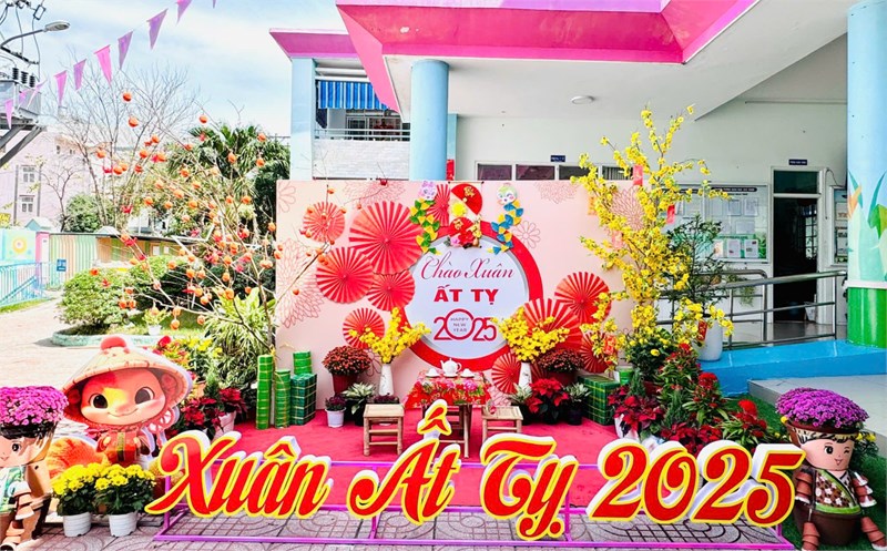 Trường MN Hướng Dương 2 đạt giải 3 hội thi  Trang trí cơ quan, đơn vị và thực hiện không gian thờ cúng ngày Tết cổ truyền của dân tộc 