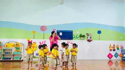 Chuyên đề: Nâng cao năng lực phát triển vận động cho trẻ nhà trẻ