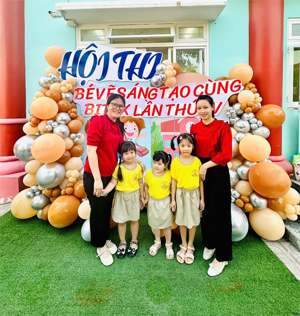 Các bé tham gia Hội thi Bé sáng tạo cùng Bitex cấp huyện.