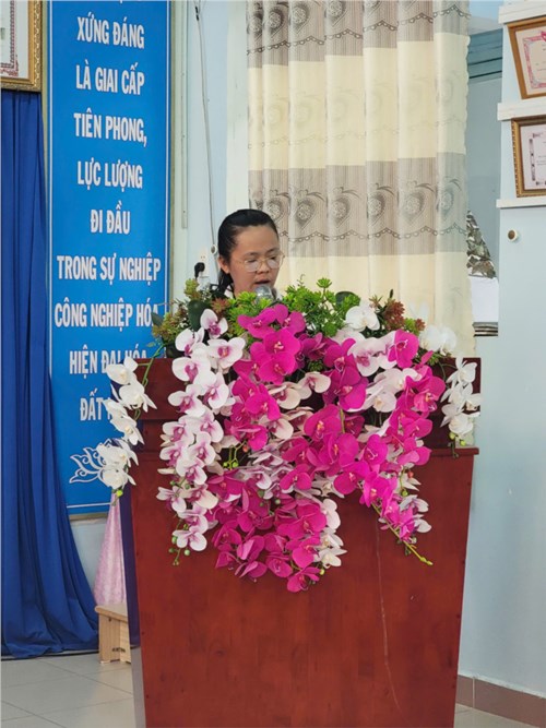 Hội nghị cán bộ, viên chức và người lao động trường mầm non Hướng Dương năm học 2024-2025.