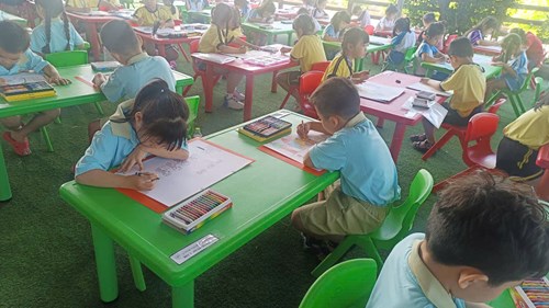 Hội thi  nét vẽ xanh  hướng đến chào mừng kỷ niệm 50 năm ngày giải phóng miền nam thống nhất đất nước năm học 2024-2025.