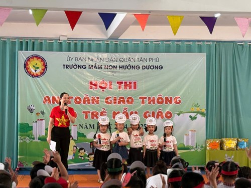 Hội thi  An TOÀN GIAO THÔNG  năm học 2024-2025 dành cho trẻ 4-5 tuổi (Lớp Chồi).