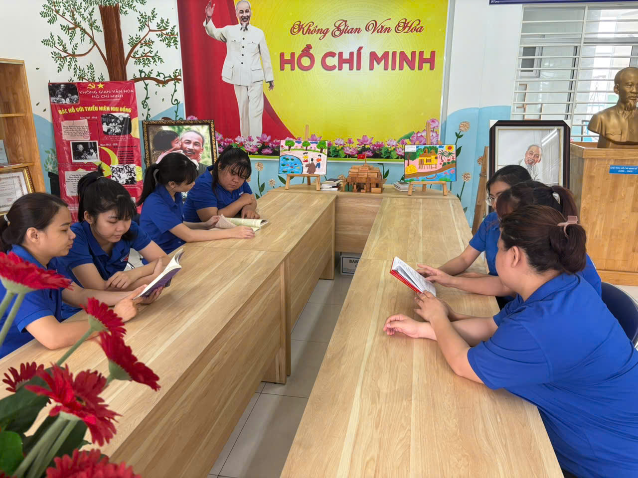 Chi Đoàn Trường MN Mỹ Hoà hưởng ứng  Ngày Sách và Văn hóa đọc Việt Nam 