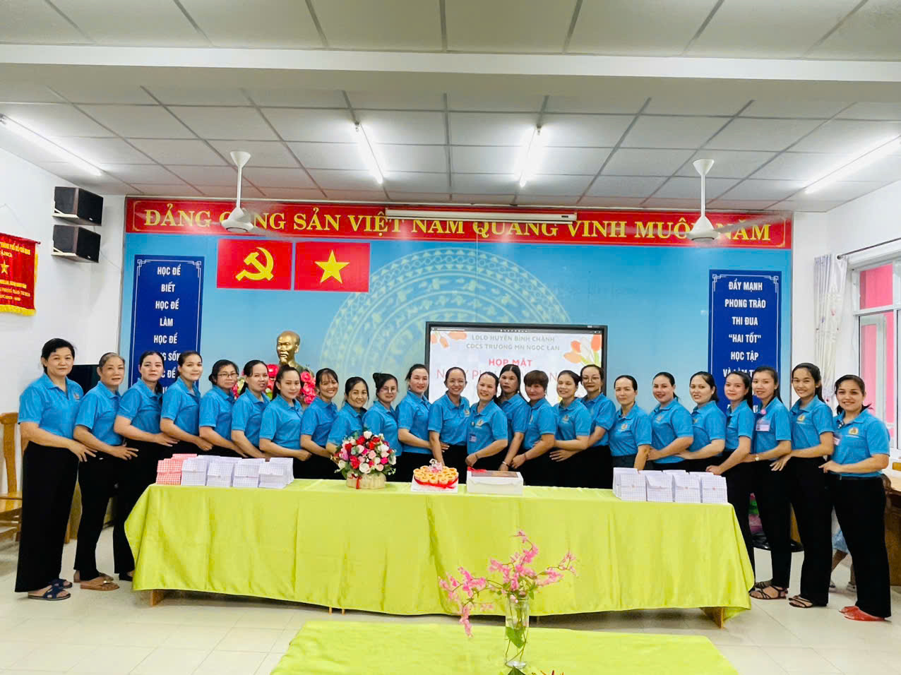 Hoạt động họp mặt kỷ niệm ngày phụ nữ việt nam 20/10 và hội thi nấu ăn