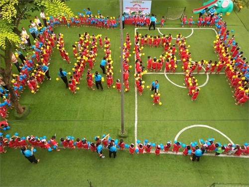 Ban đại diện cha mẹ học sinh phối hợp cùng Cán bộ giáo viên công nhân viên nhà trường tham gia hoạt động  Ngày hội năng lượng mới cả ngày vui  cùng các cháu trong không khí vui tươi, trẻ tích cực tham gia các hoạt động sôi nổi và bổ ích