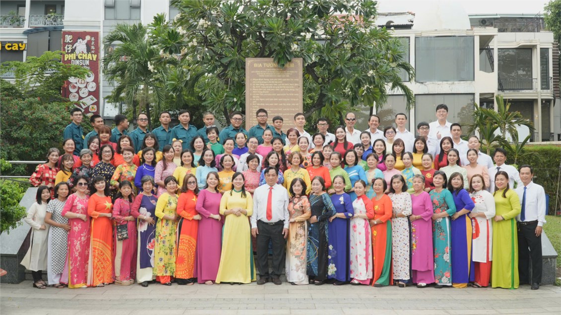 Đồng diễn chào mừng kỷ niệm 95 năm ngày thành lập đảng cộng sản việt nam (03/02/1930 - 03/02/2025)