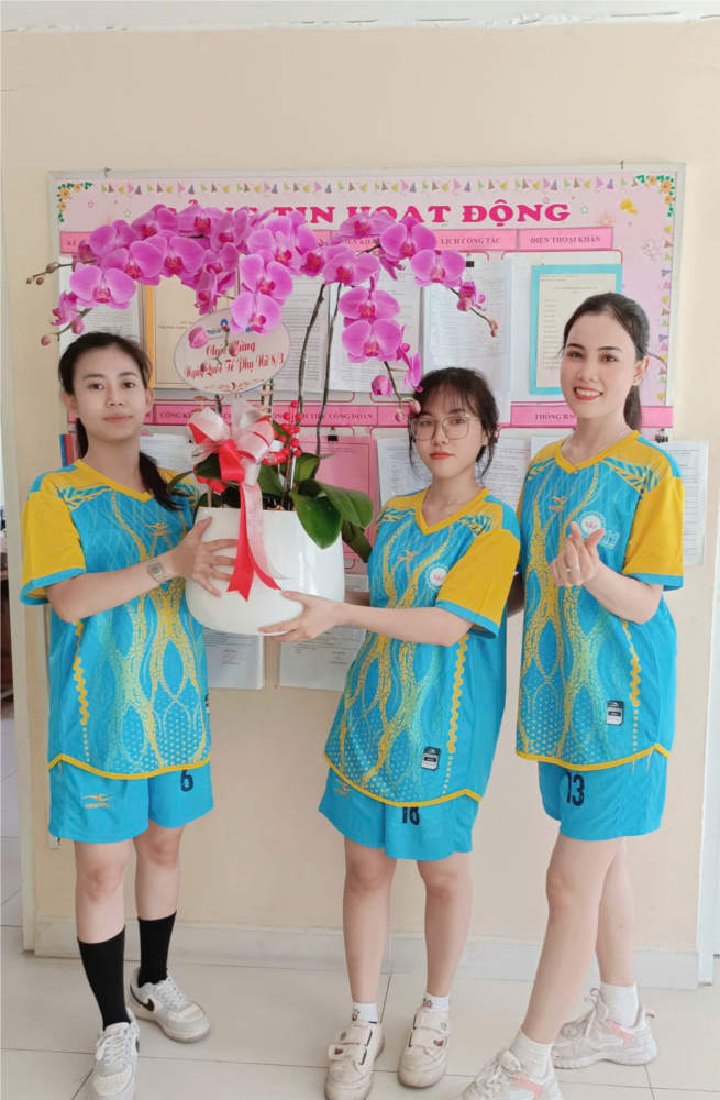 Giáo viên trường Mầm non Phường 12 phối hợp Phường, khu phố tham gia hội thi đá banh nữ năm 2025