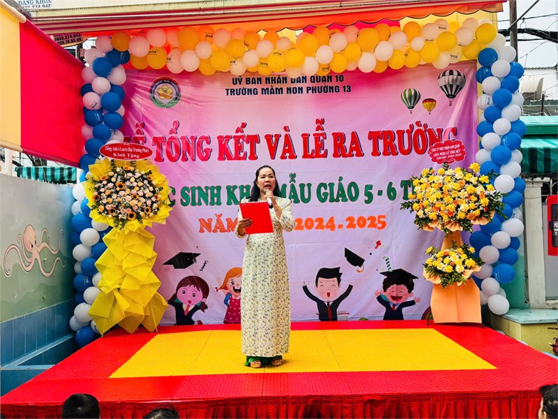 Lế tổng kết và lễ ra trường học sinh khối mẫu giáo 5-6 tuổi năm học 2024-2025