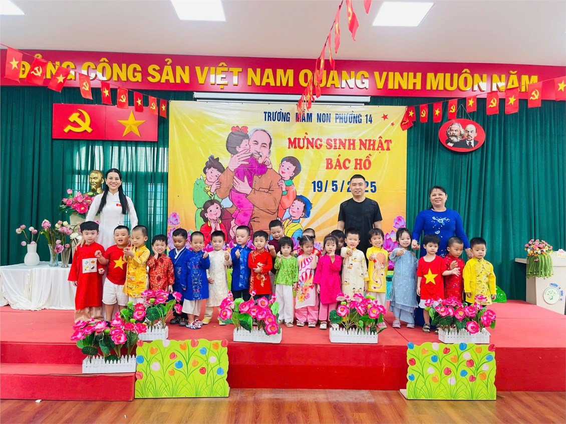 Trường Mầm non Phường 14 tổ chức các hoạt động chào mừng 135 năm ngày sinh Nhật Bác Hồ
 (19/5/1890-19/5/2025)