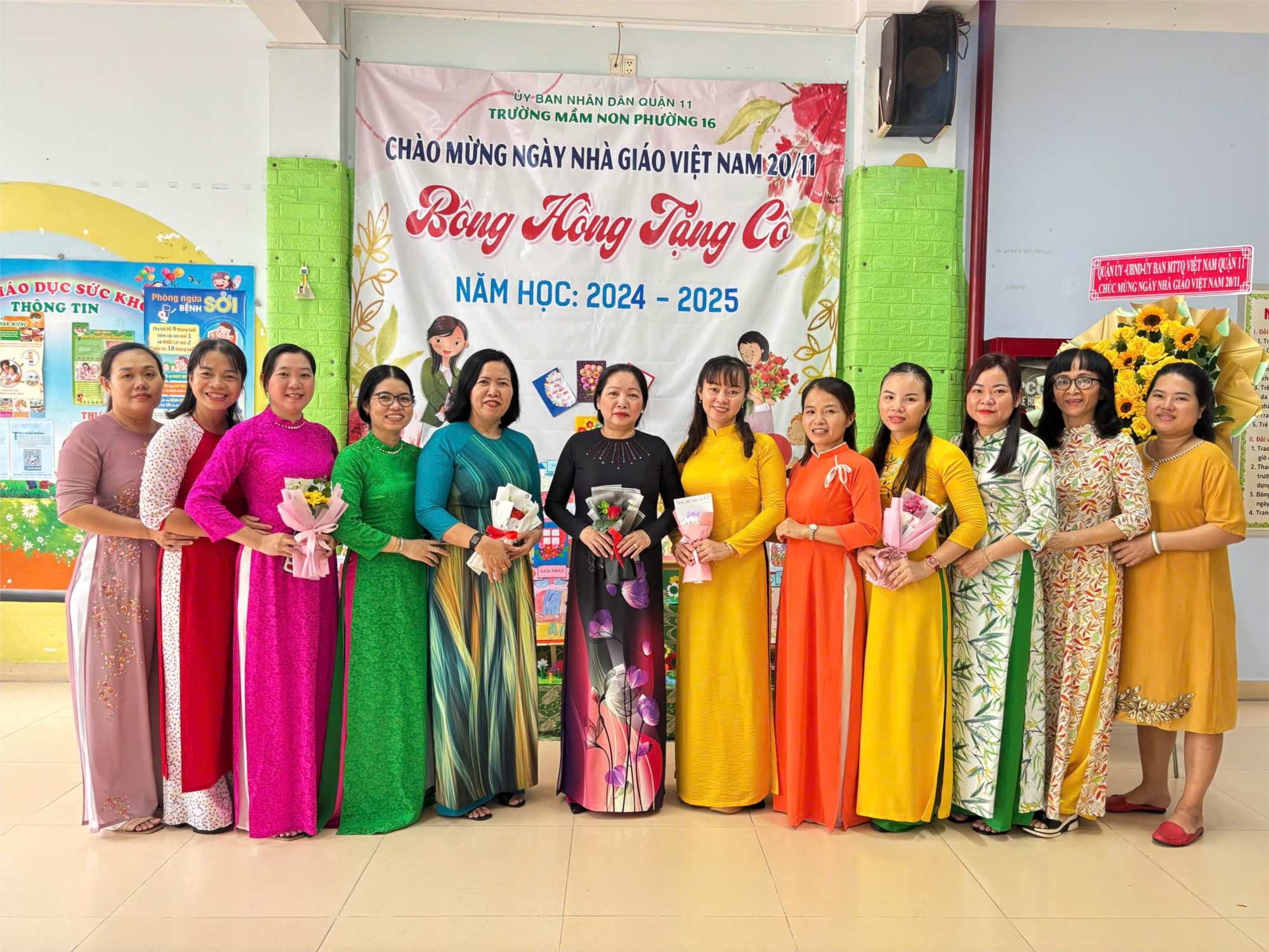 Sinh hoạt chúc mừng ngày 20/11