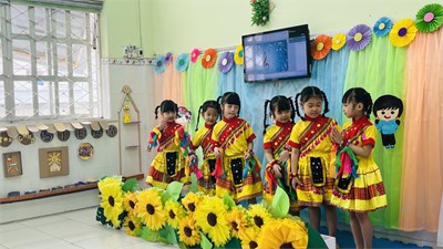 Giờ học  Âm nhạc đa văn hóa 