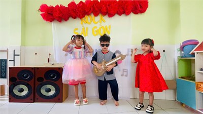 Hoạt động vui chơi lớp Chồi 1
