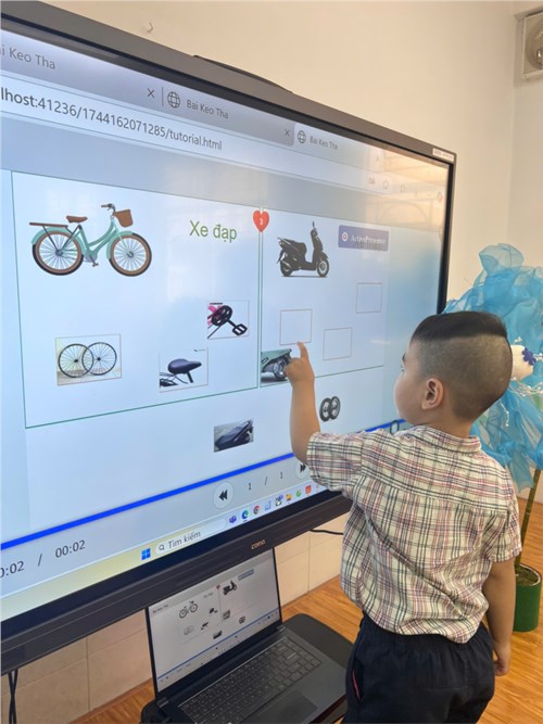 Trường Mầm non Phường 3 tổ chức chuyên đề  Ứng dụng công nghệ thông tin trong tổ chức các hoạt động giáo dục 
