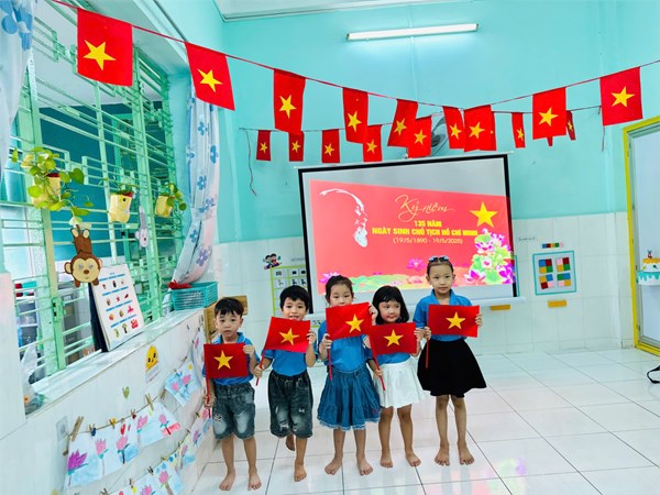 Trường mầm non phường 8 chào mừng kỷ niệm 135 năm ngày sinh chủ tịch hồ chí minh 19/5/1890 - 19/5/2025