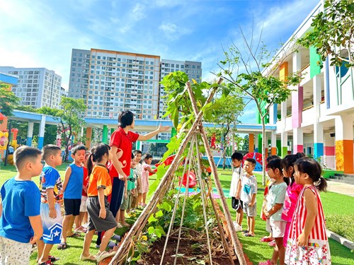 Thành quả của cô và bé